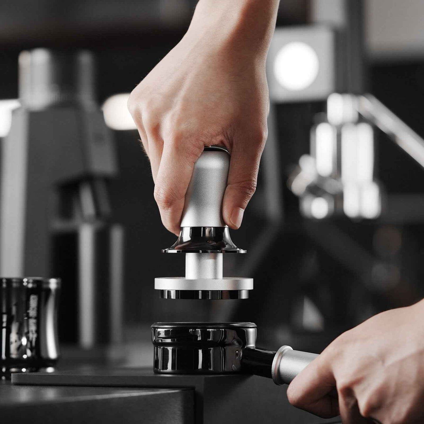 MHW-3Bomber FlowLight Collection Bottomless Portafilter 58mm