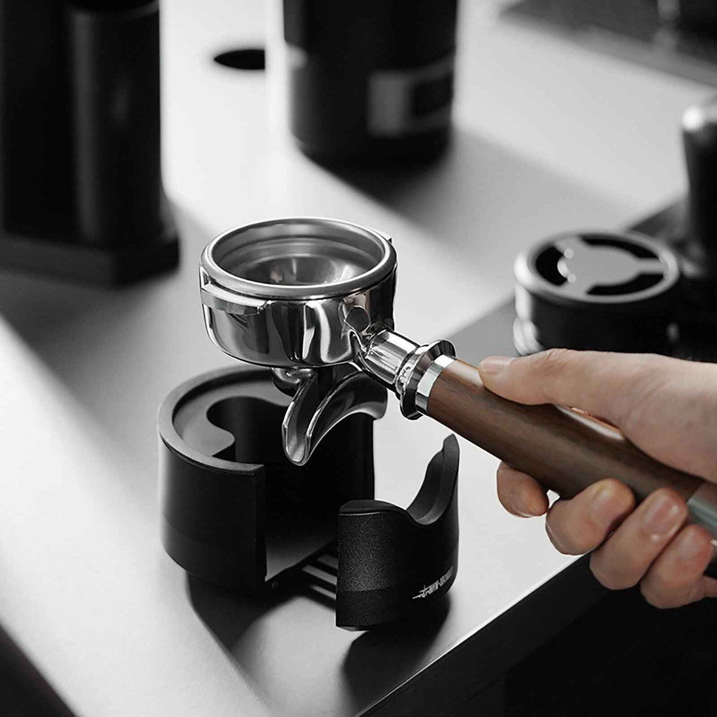 MHW-3Bomber Astra Collection Portafilter Holder 51-58mm Universal